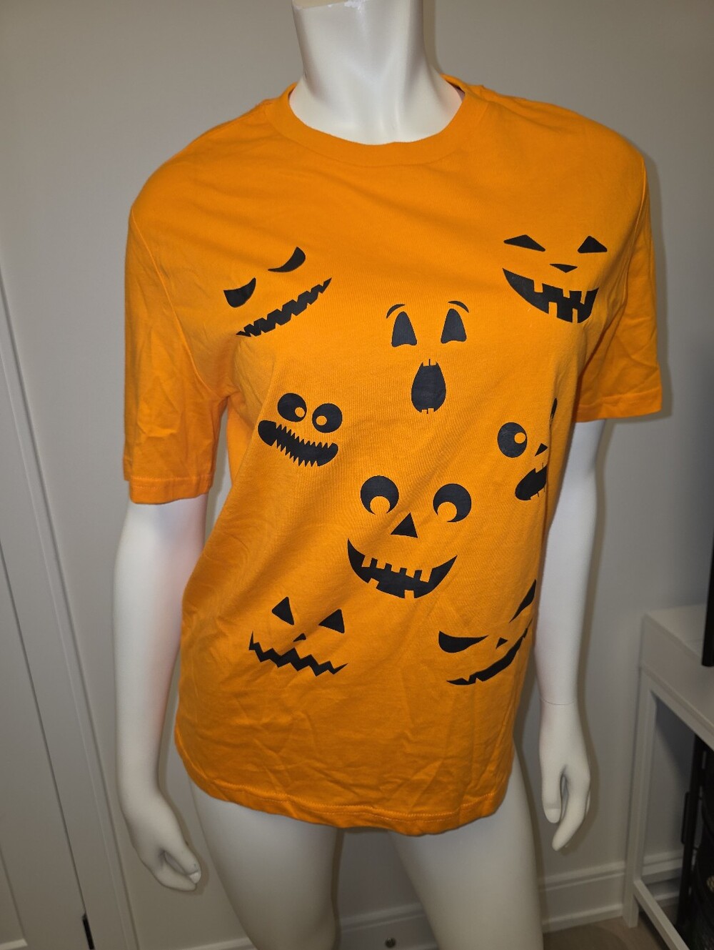 George Orange T‑Shirt with Black Jack‑O'Lantern Faces XL